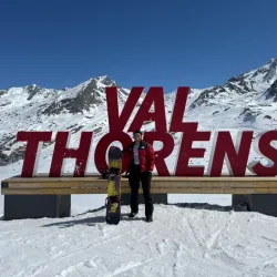 Snowboarding in Val Thorens, 2025